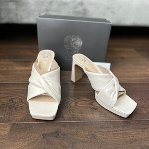 Vince Camuto *New* Elmindi Leather Crossband Platform Sandal - Beige
